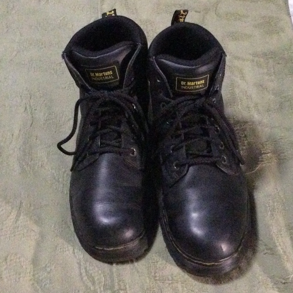 Dr Martens Industrial Boots